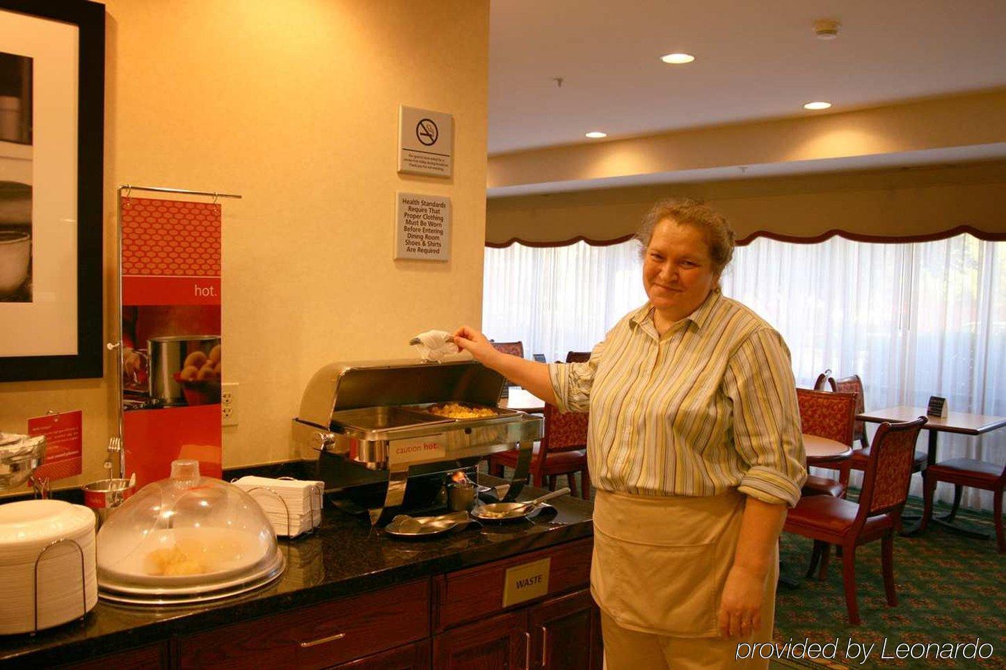 Hampton Inn Sacramento/랜초 코도바 레스토랑 사진